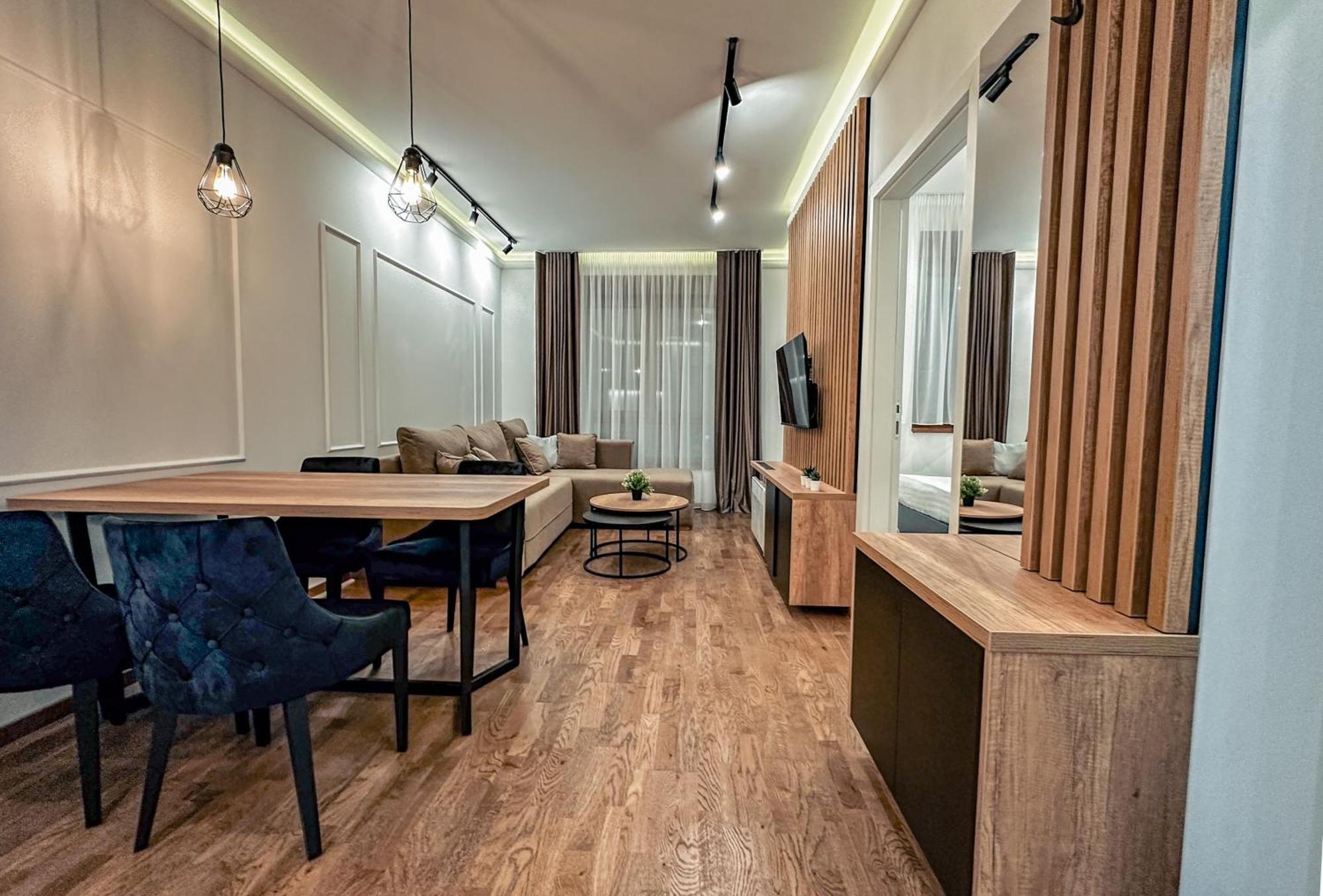 Blackland Apartment