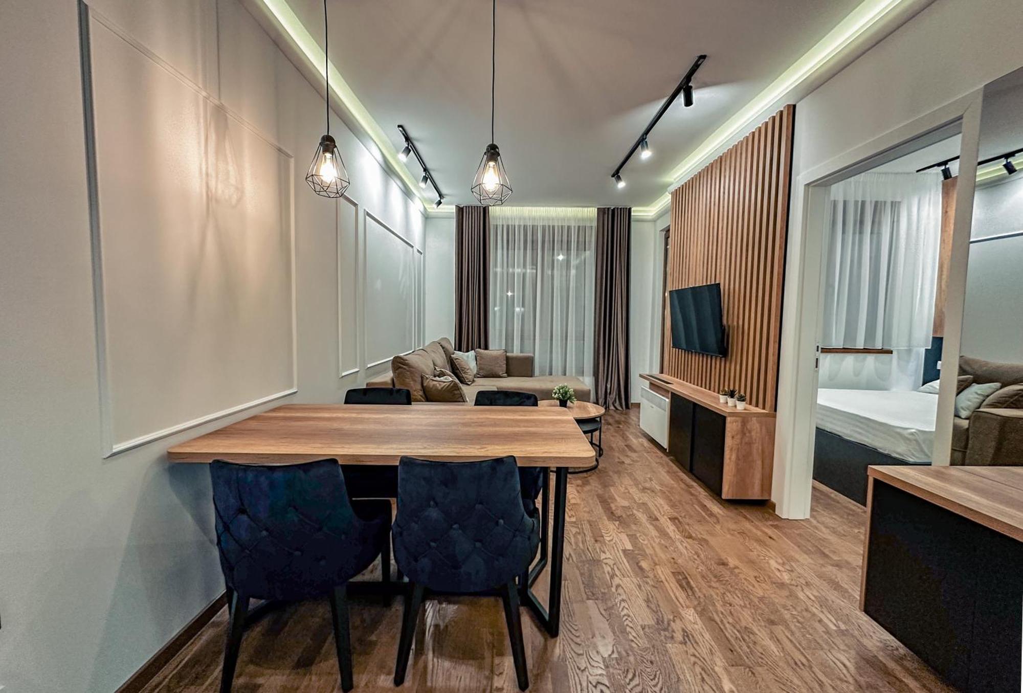 Blackland Apartment